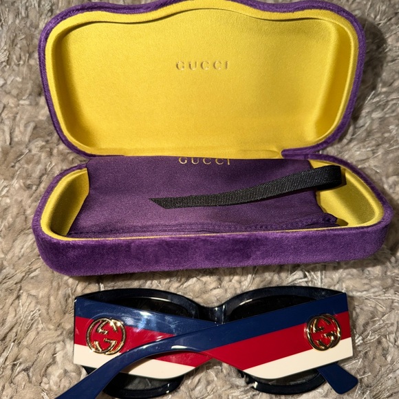 Gucci Black and Purple Sunglasses with Yellow Case - Picture 2 of 2